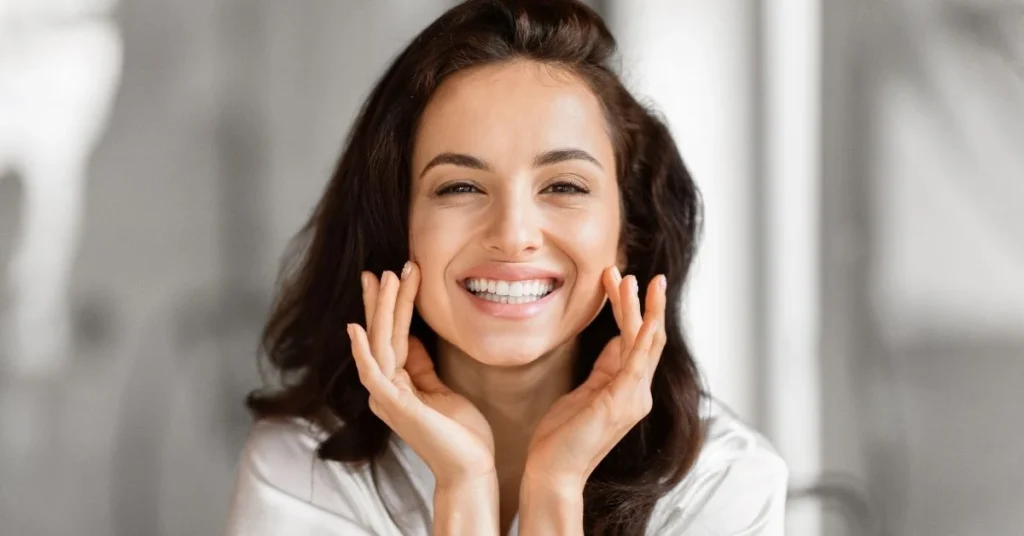patient-is-having-good-smile-after-tmj-treatment